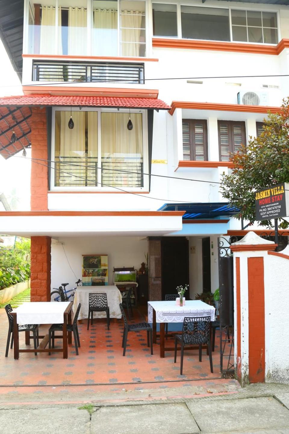 Jasmin Villa Kochi Exterior photo